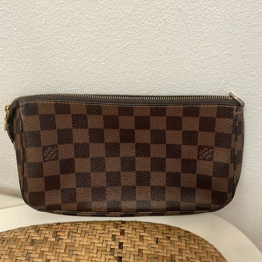 Louis Vuitton Pochette Accessoires Damier